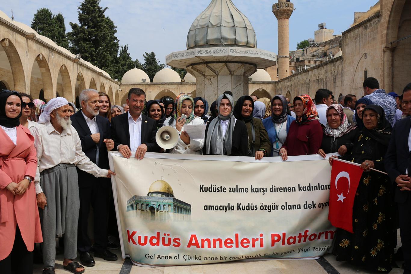 "Kudüs, İslam'ındır ve İslam'ın kalacaktır" "Kudüs, İslam'ındır ve İslam'ın kalacaktır"